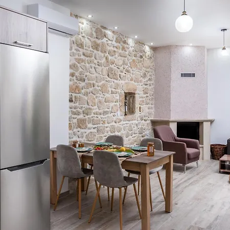 Katina's House Tatil Evi